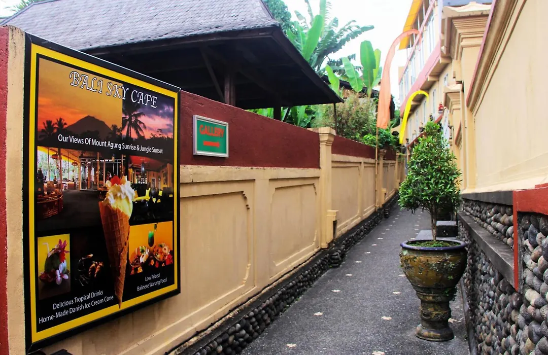 Tanah Merah Art Resort By Agata-1