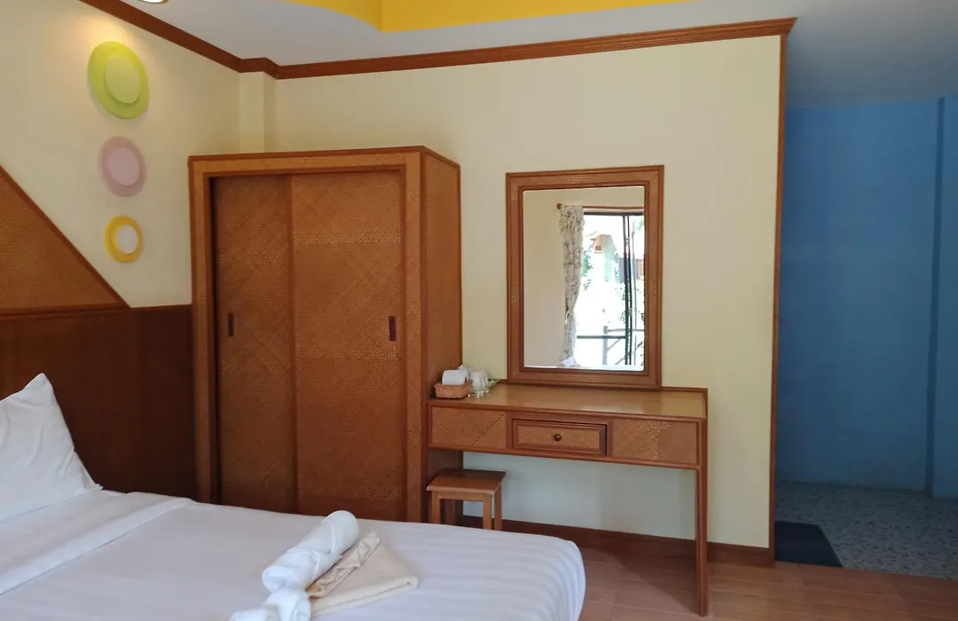 Bow Thong Beach Resort-1