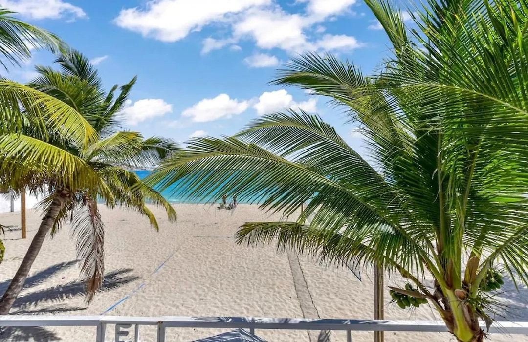 Cocovaa Beach Boutique Hotel-1
