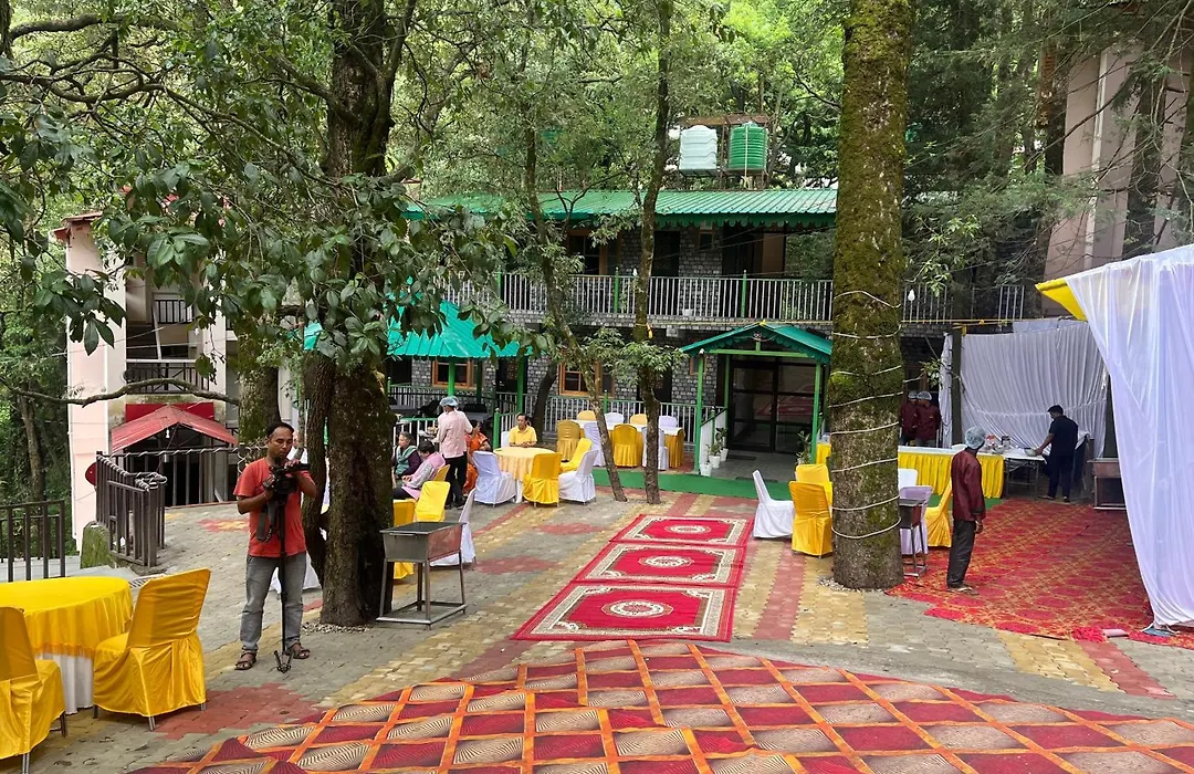 Cedar Woods Resort By Heyan Hotels-1
