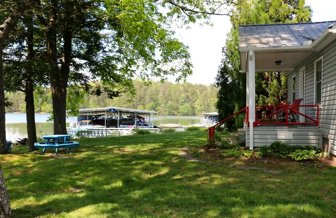 Boundary Waters Resort & Marina-1