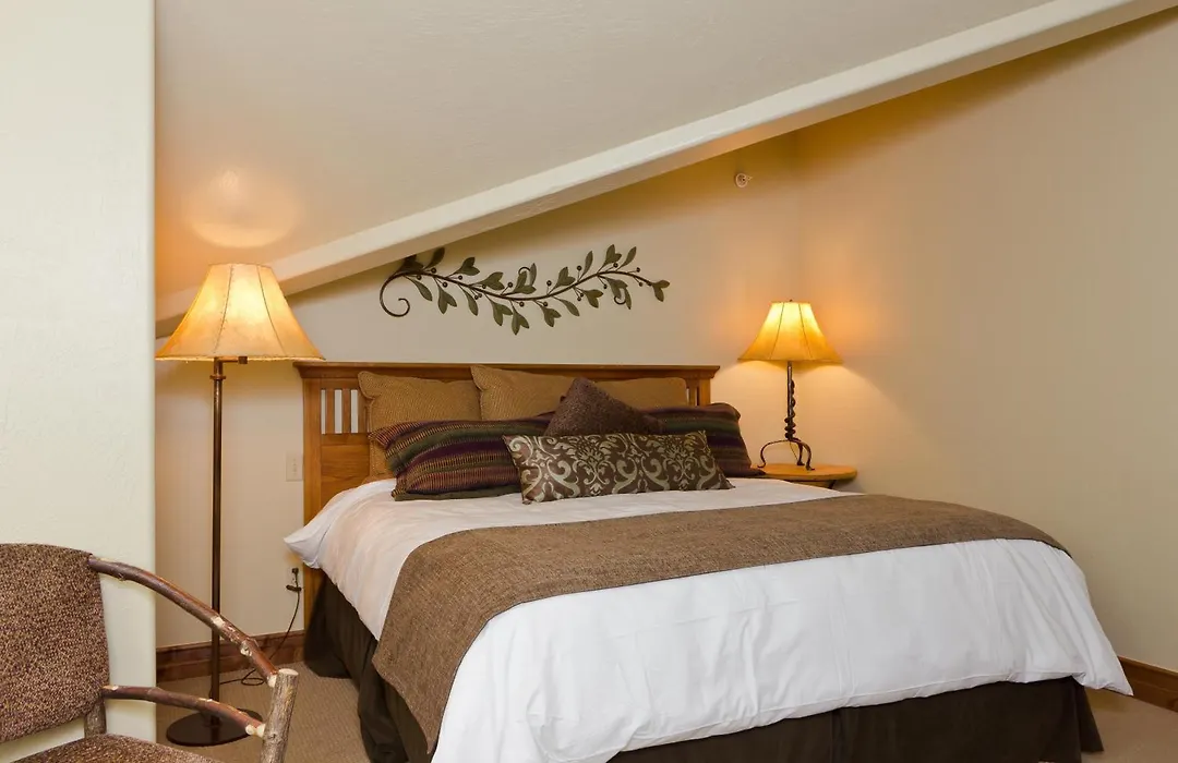 Lodges At Deer Valley-1
