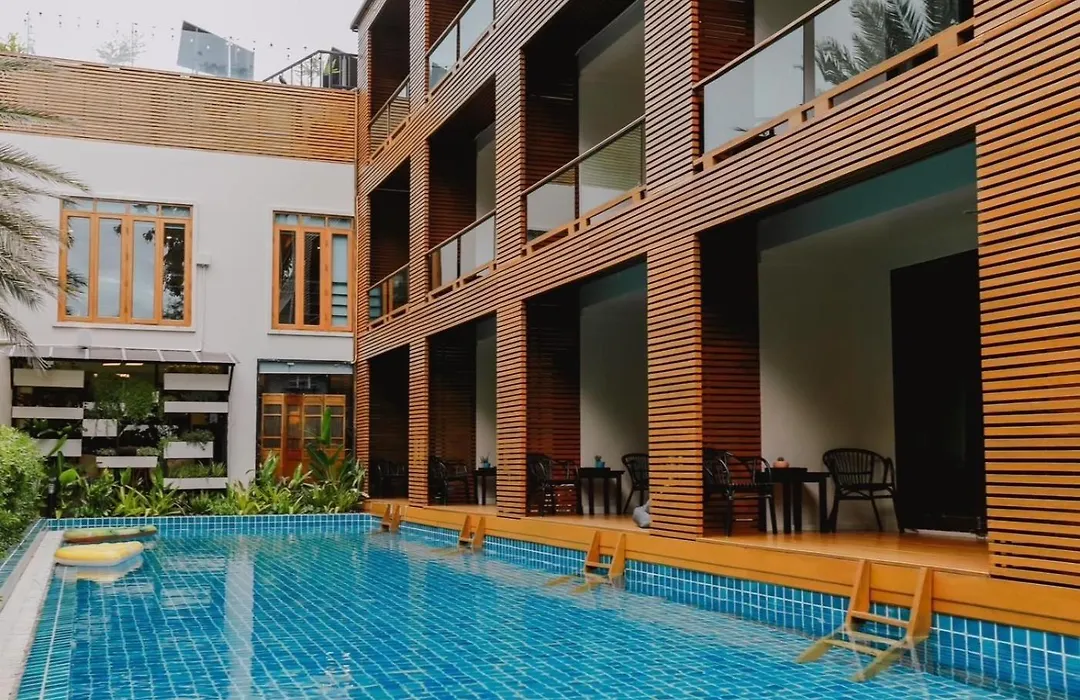 The Bihai Hua Hin-1
