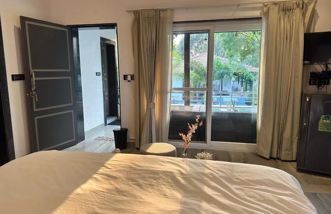 Button Eyes Resort - Pet Friendly-1