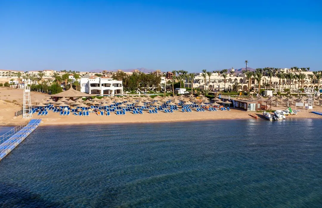 Ivy Cyrene Island Aqua Park Resort (Adults Only)-1
