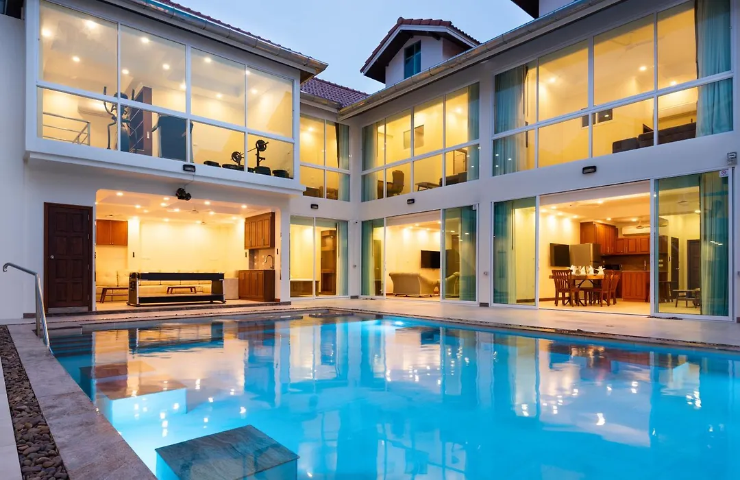 Pratamnak Residence Luxury Villas-1
