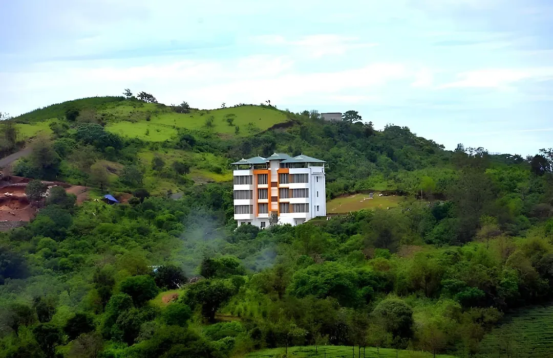 Vaga Hills Resort By Red Rabbit-1
