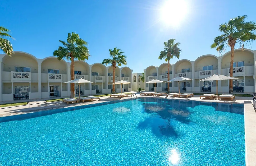 Reef Oasis Beach Aqua Park Resort-1