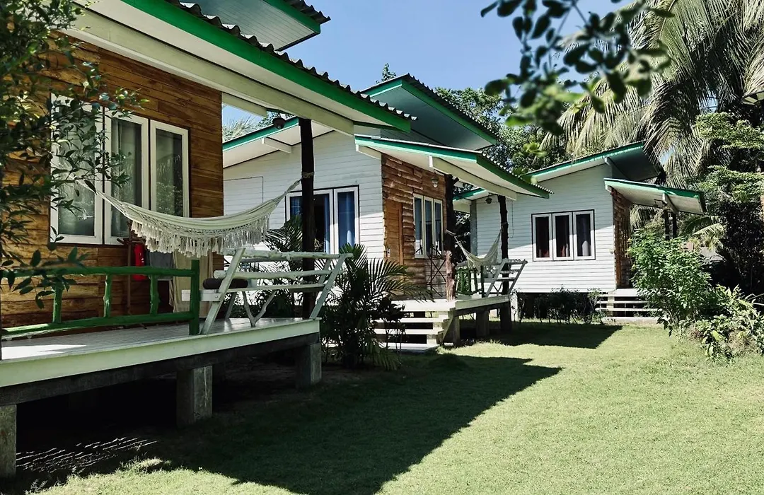 Suan Maprao Ko Kut Resort-1