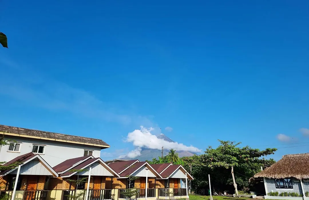 Reyes Beach Resort-1