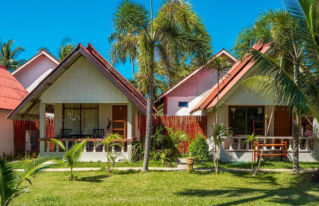 Lanta Beachfront Resort-1