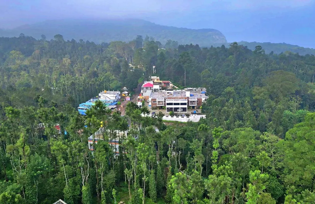 Ms Lotus Resorts Inn-1
