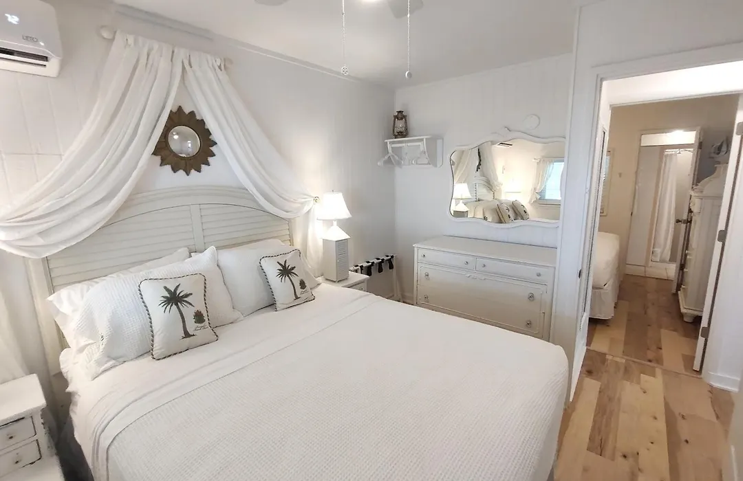 Bungalow Beach Resort-1