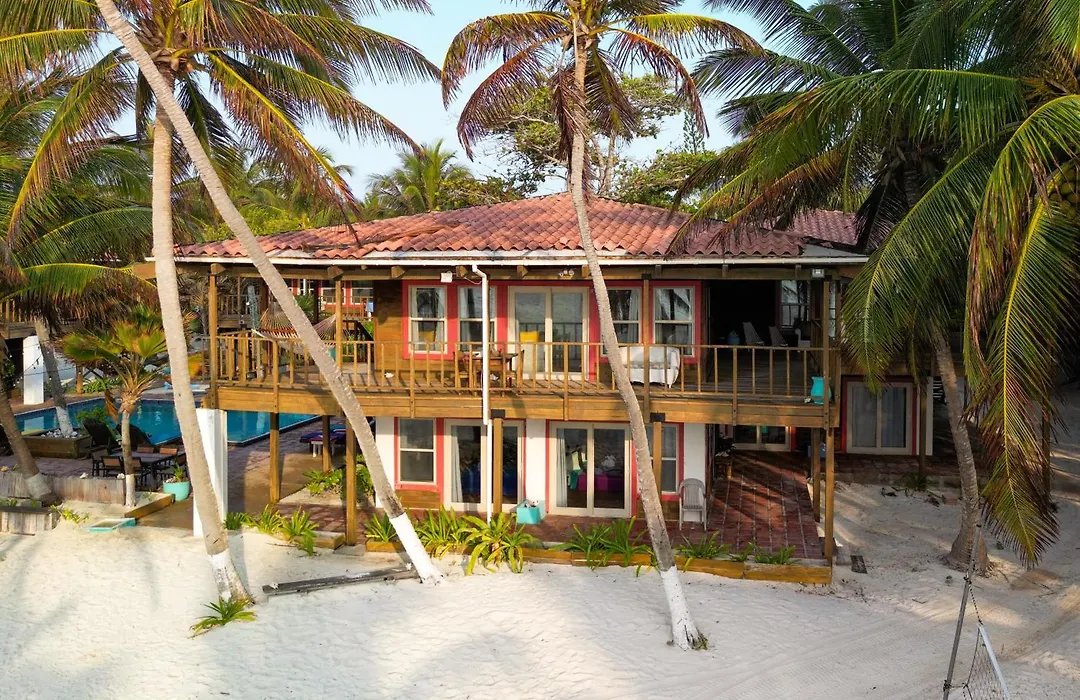 Sundiver Beach Resort-1