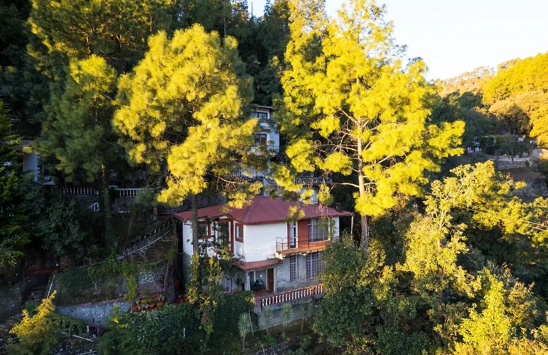 The Canadian Woods Resort-1
