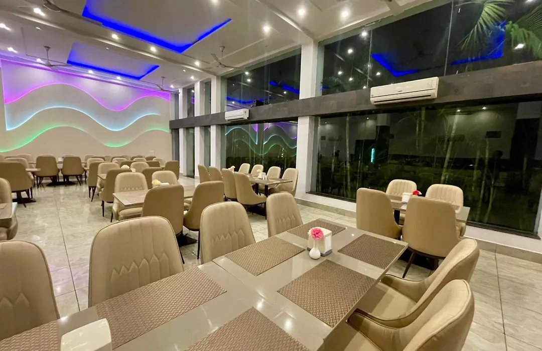 Winsome Resort & Spa Corbett-1