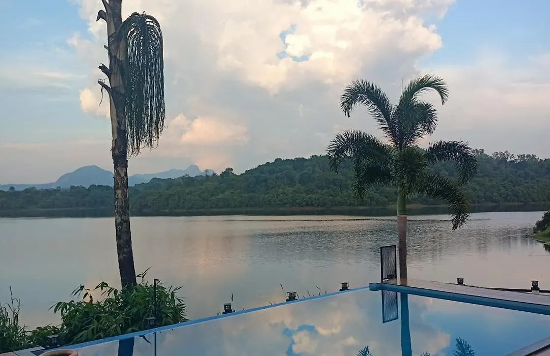 Casa Lake View Resort Wayanad-1