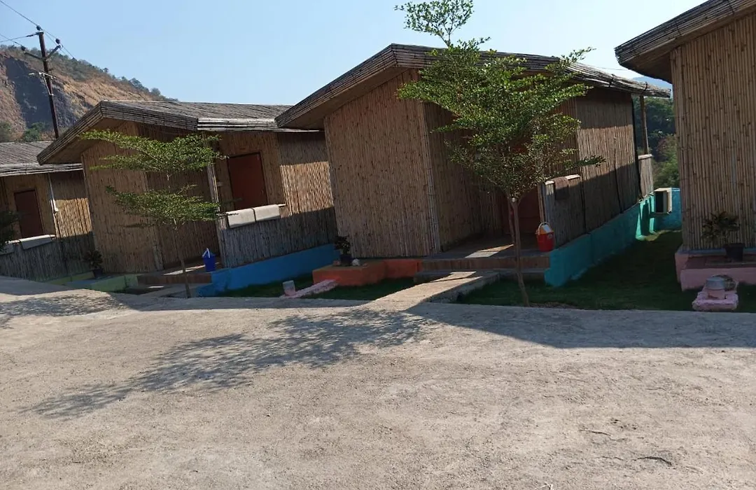 Chanderi Fort Bamboo Resort & Farm-1