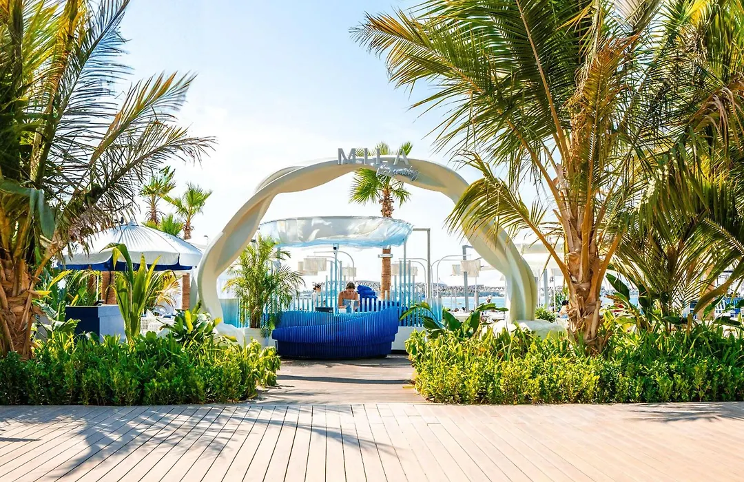 Radisson Beach Resort Palm Jumeirah-1