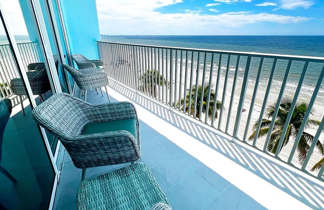 Lani Kai Island Resort (Adults Only)-1