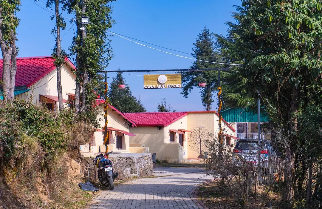 Kana Mud An Ethnic Village Resort - Beautiful View Of Gangotri Mountains-1