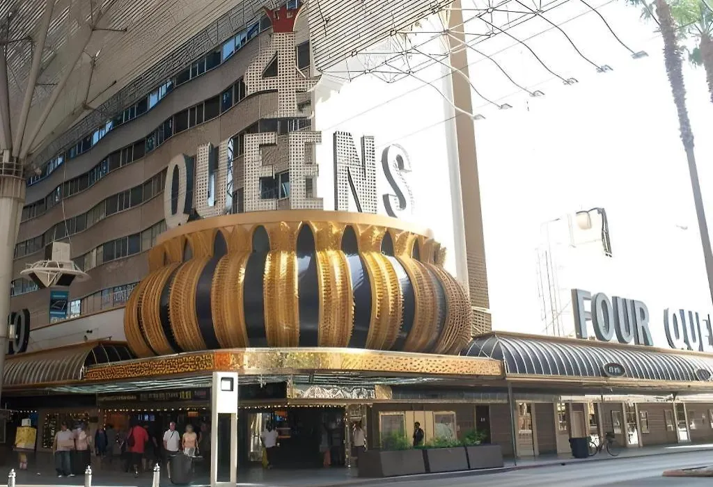 Four Queens Hotel & Casino-1
