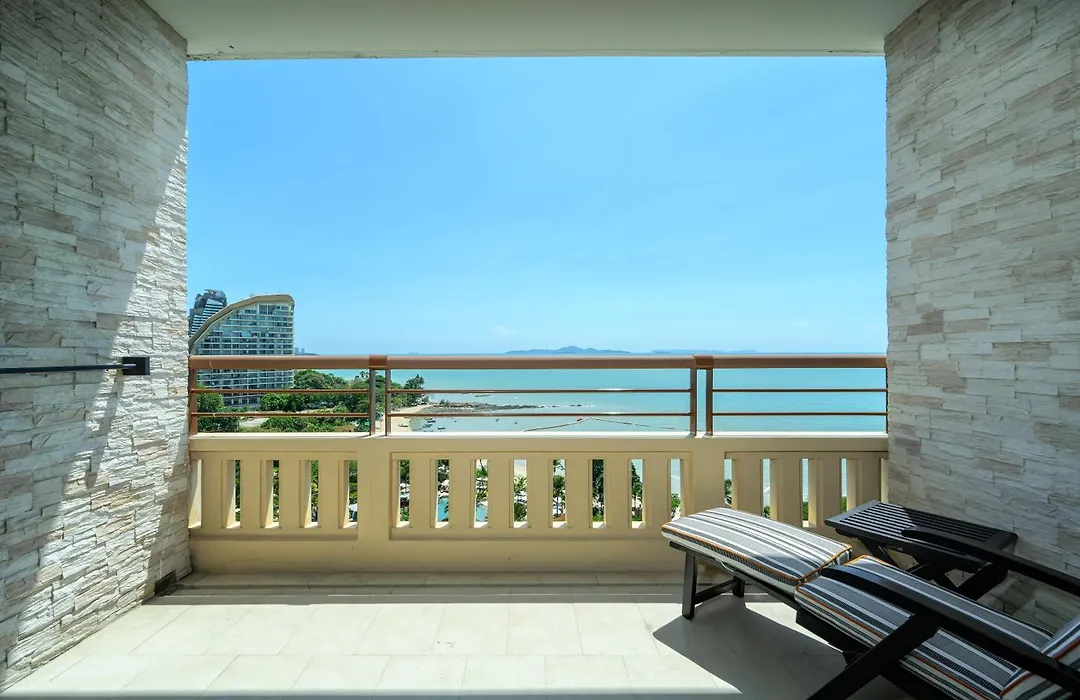 Centara Grand Mirage Beach Resort Pattaya-1
