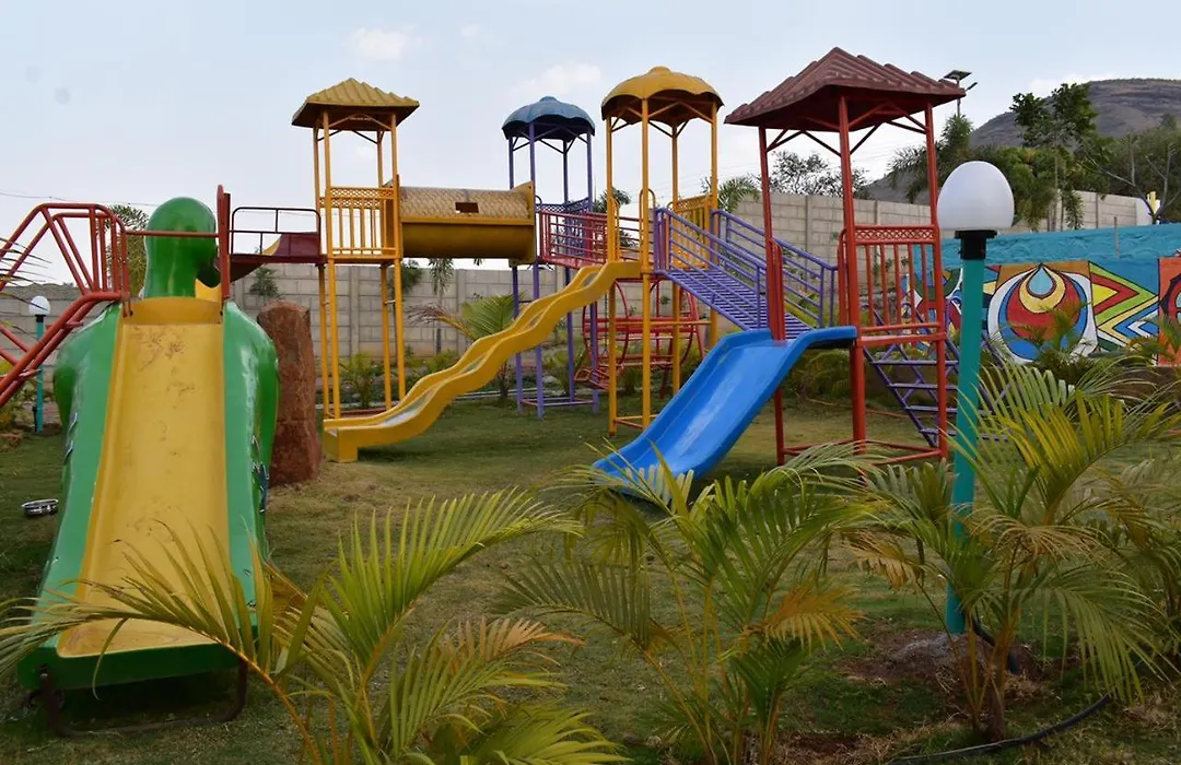 Casa Green Restaurant And Resort-1