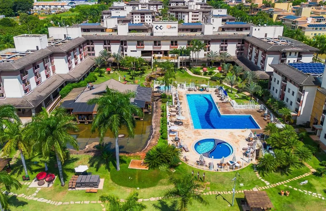 Life Resort beira lago próx a esplanada-1