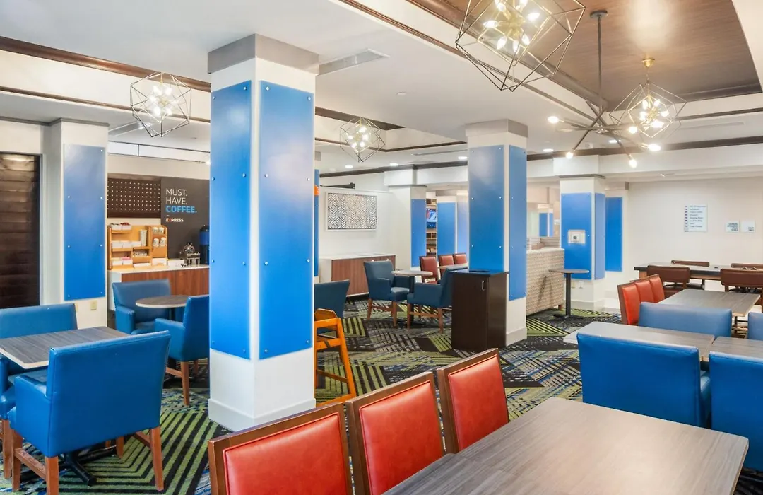 Holiday Inn Express And Suites Stroudsburg-Poconos By Ihg-1