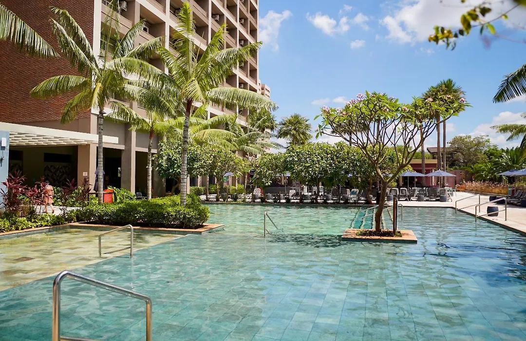 Hot Beach Resort-1