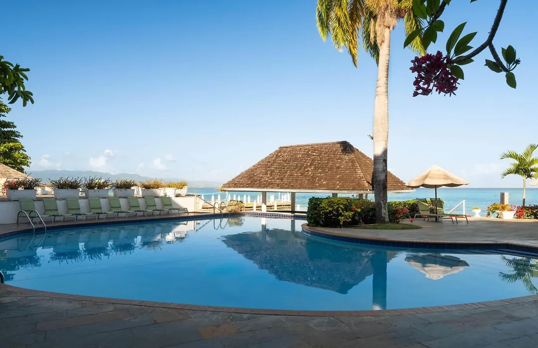Grand Decameron Montego Beach, A Trademark All-Inclusive Resort-1