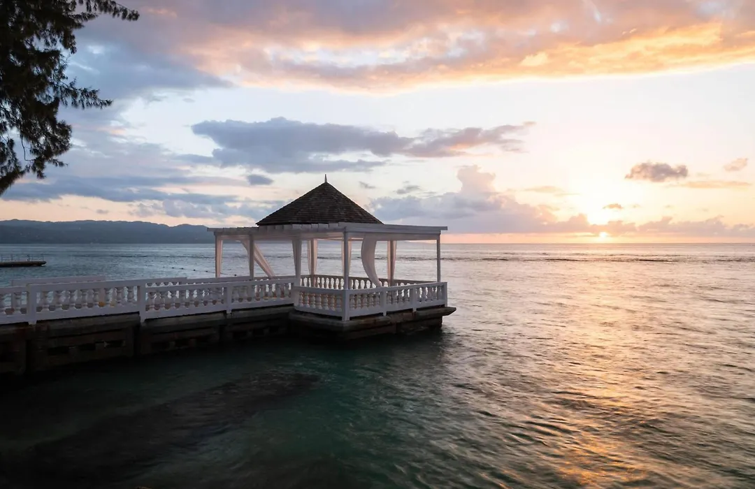 Grand Decameron Montego Beach, A Trademark All-Inclusive Resort-1