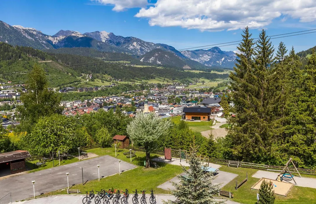Alpine Club Resort-1