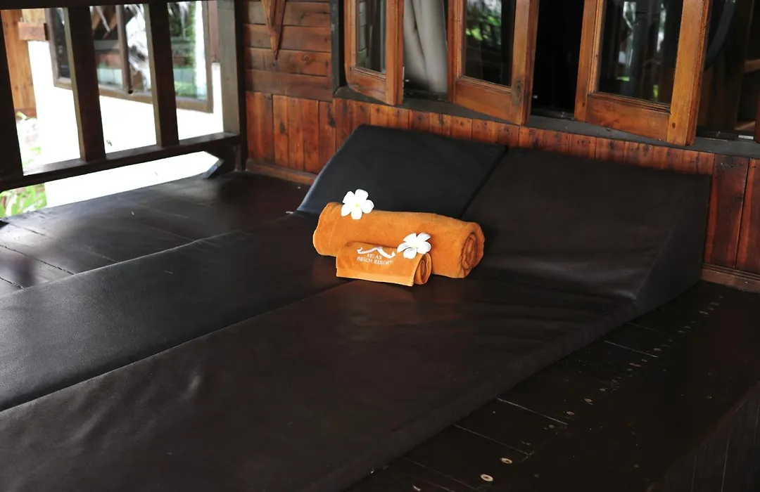 Phi Phi Relax Beach Resort-1
