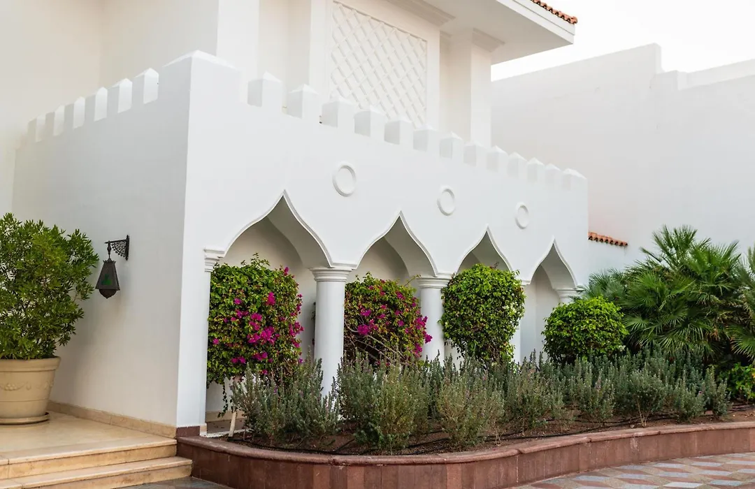 Baron Palms Adults Friendly Only 16 Years Plus Boutique Hotel Style-1