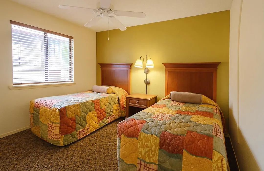 Crown Point Resort-1