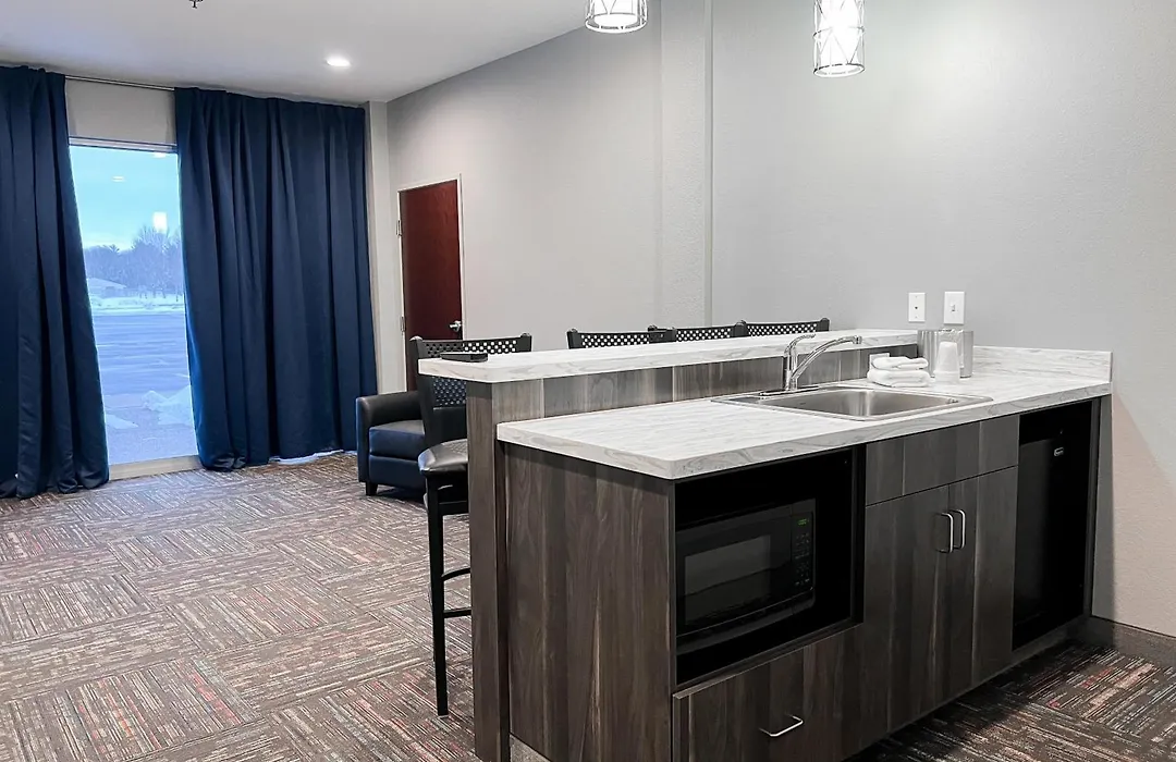 Metropolis Resort - Eau Claire-1