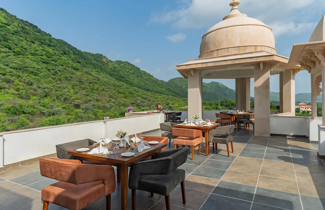 Traavista Aravali Mahal - Luxury Lake View Heritage Resort In Udaipur-1