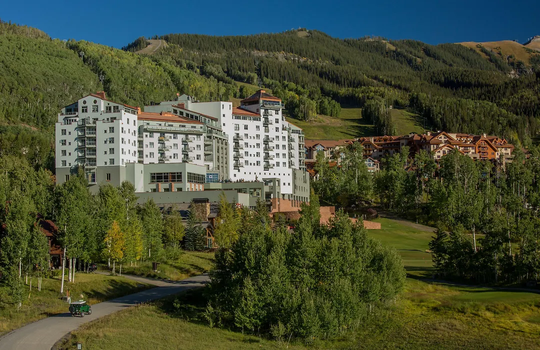 The Peaks Resort And Spa-1