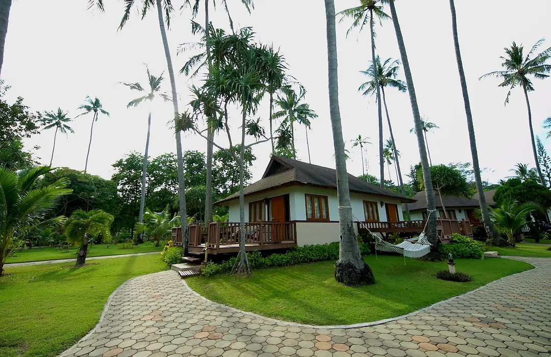 Phi Phi Holiday Resort, Leam Tong Beach-1