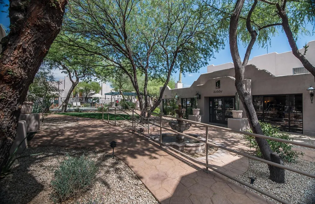 Villas Of Cave Creek-1