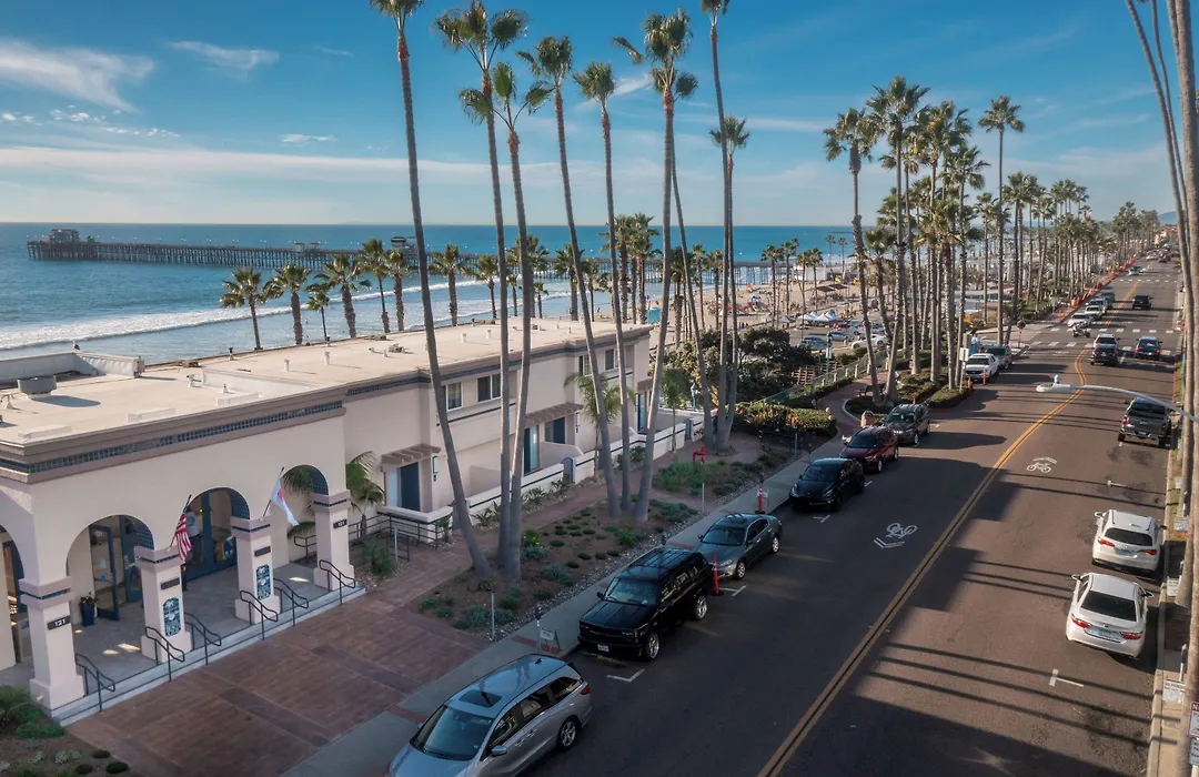 Southern California Beach Club-1