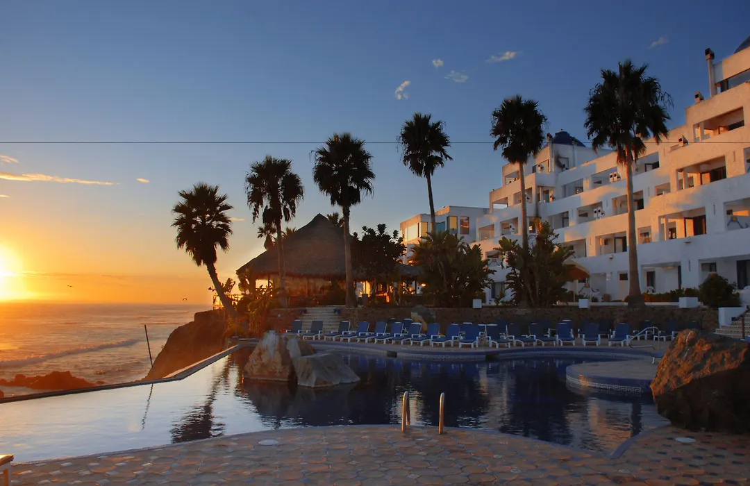 Las Rocas Resort&Spa-1