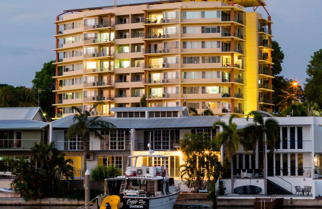 Cullen Bay Resorts-1