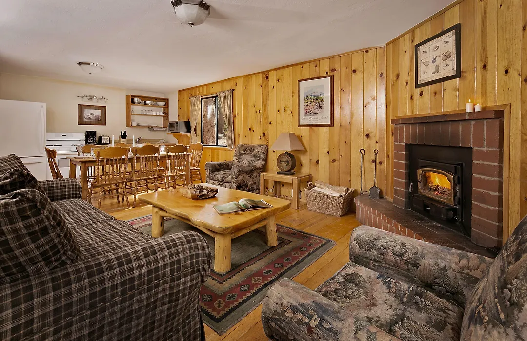 Tamarack Lodge-1