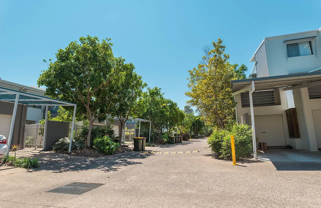 Ramada Encore By Wyndham Whale Cove-1