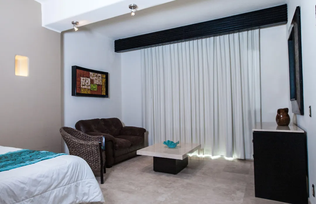 Zafiro Beach Boutique Resort-1