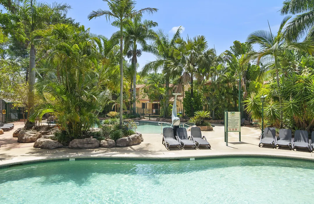 Ashmore Palms Holiday Village-1