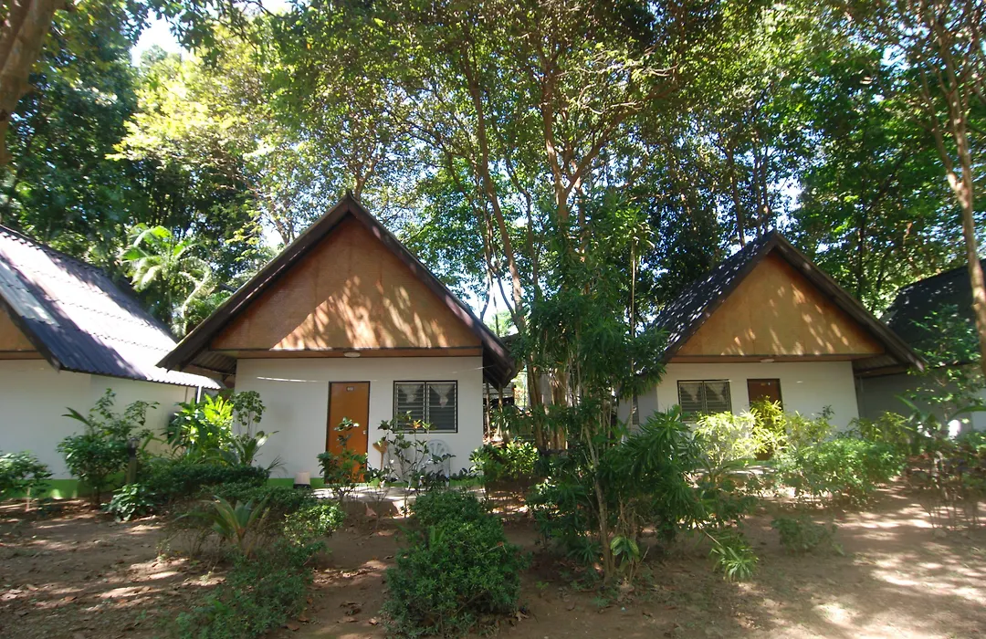 Lanta Coral Beach Resort-1